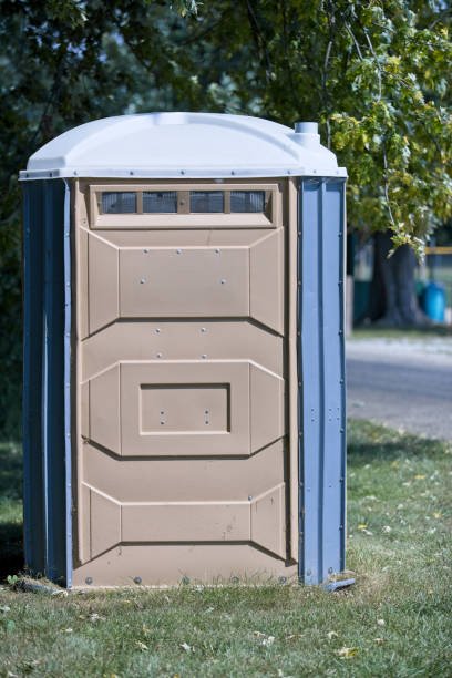 Portable Toilet Options We Offer in Fairfield Harbour, NC